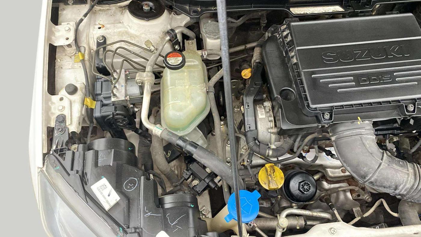 2018 Maruti Vitara Brezza ZDI, Diesel, Manual, 58,881 km, Engine View - Right