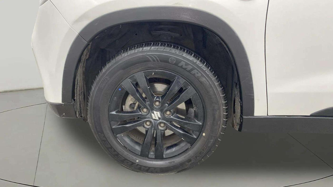 2018 Maruti Vitara Brezza ZDI, Diesel, Manual, 58,881 km, Left Front Wheel