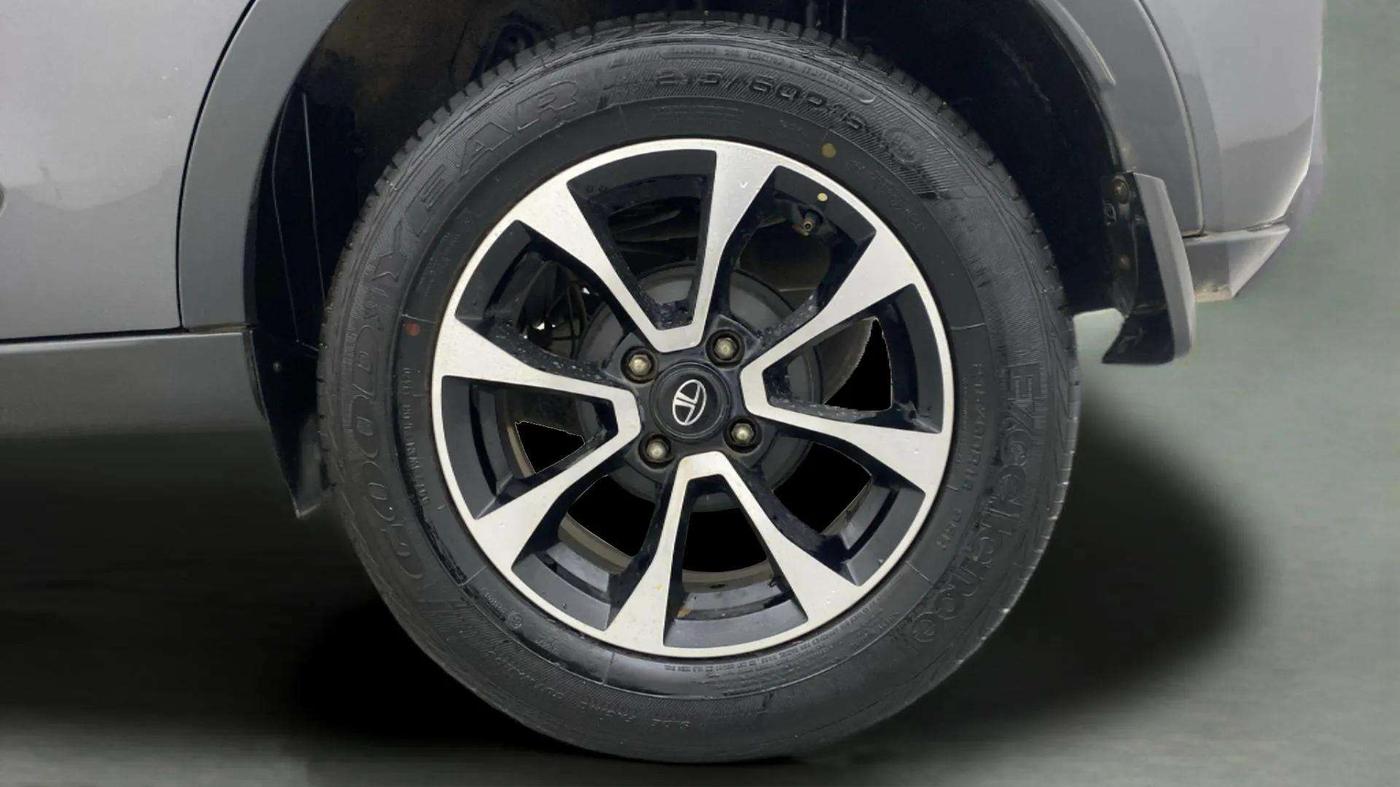 2020 Tata NEXON XZ PLUS PETROL, Petrol, Manual, 48,003 km, Left Rear Wheel