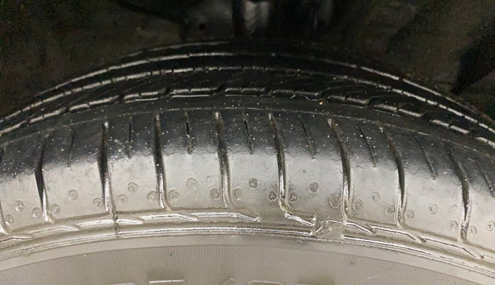 2021 KIA SELTOS HTK PLUS 1.5 IMT, Petrol, Manual, 17,083 km, Right Front Tyre Tread