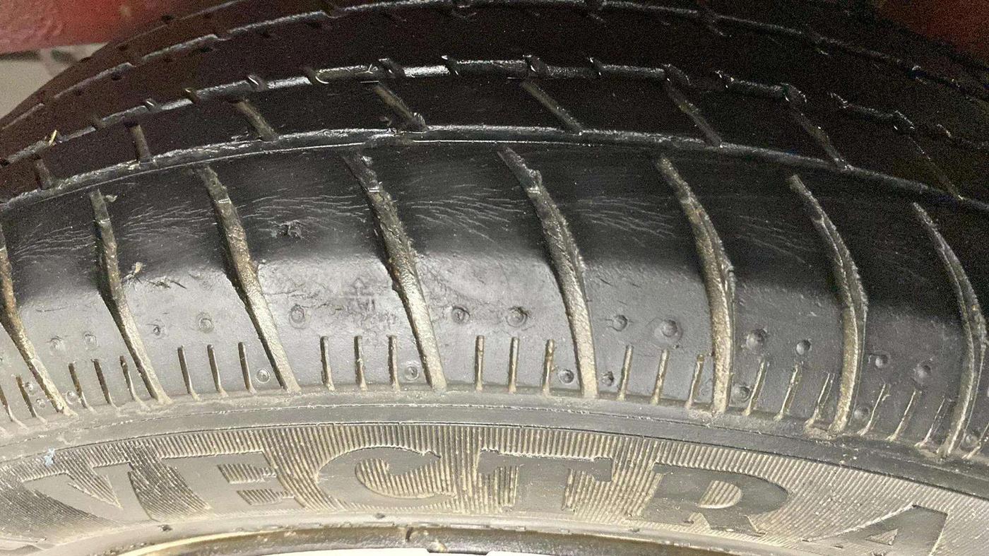 2015 Maruti Celerio VXI AMT, Petrol, Automatic, 36,349 km, Right Rear Tyre Tread