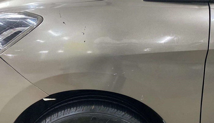 2020 Maruti Ertiga VXI CNG, CNG, Manual, 71,431 km, Left fender - Slightly dented