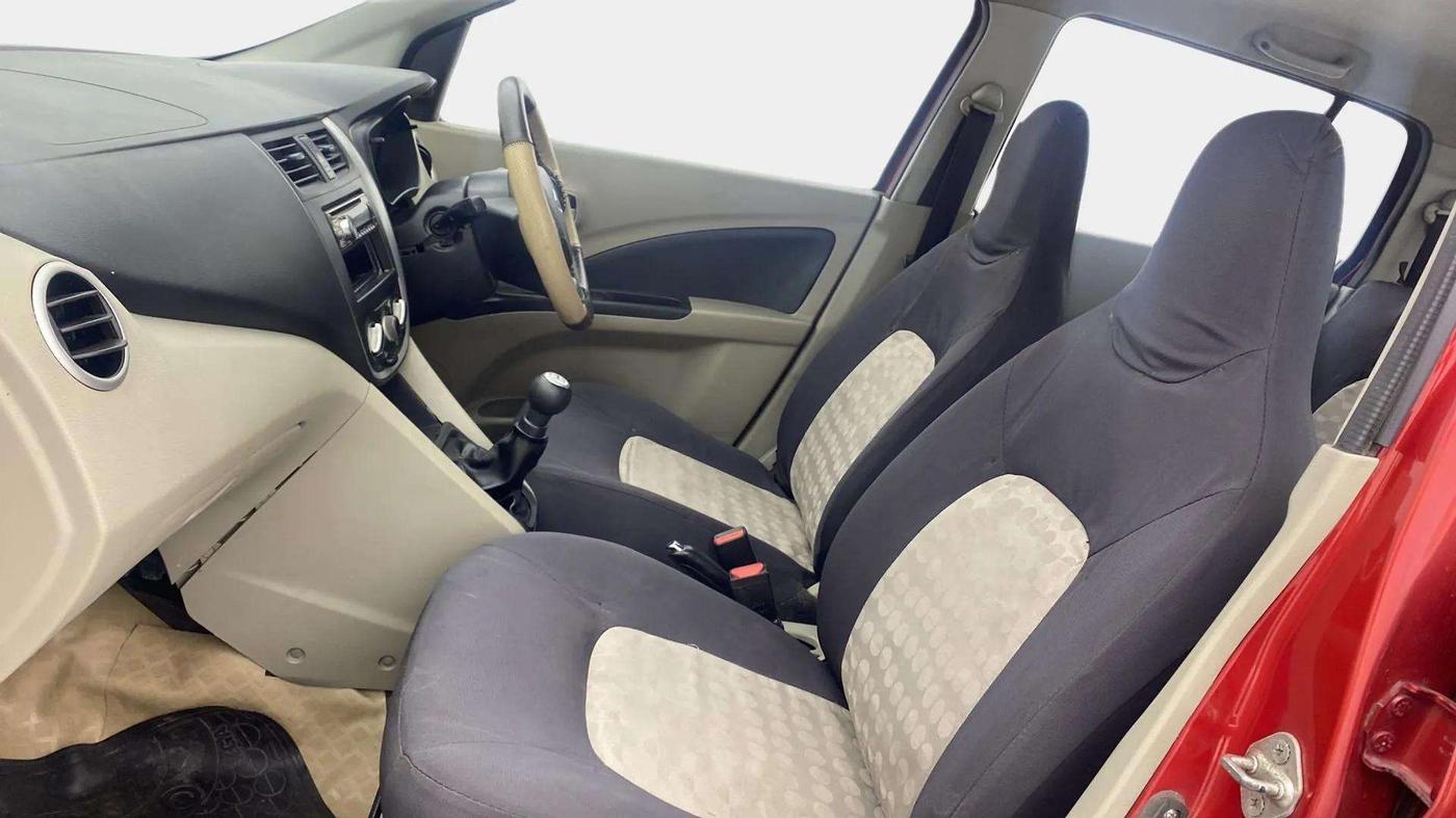 2015 Maruti Celerio VXI, Petrol, Manual, 94,440 km, Right Side Front Door Cabin