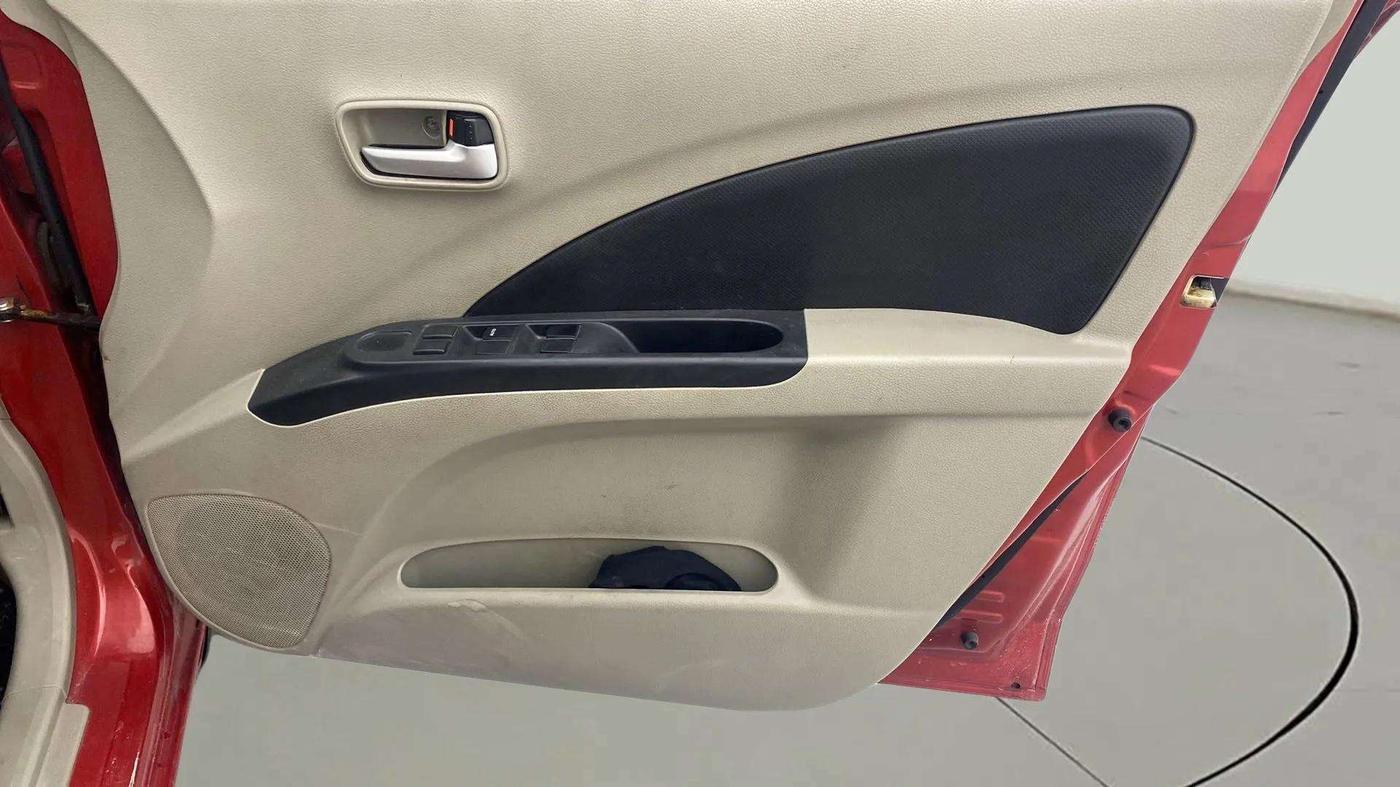 2015 Maruti Celerio VXI, Petrol, Manual, 94,440 km, Driver Side Door Panels Control