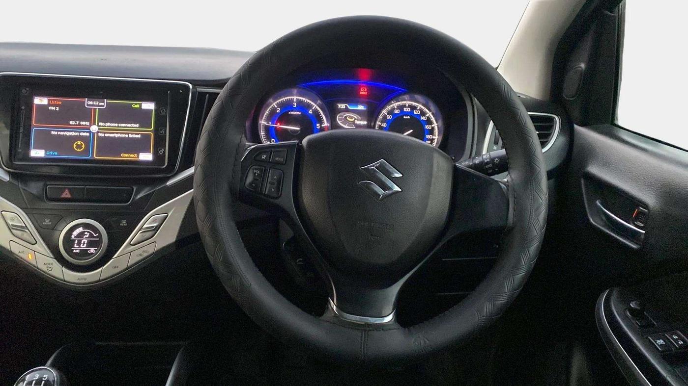 2015 Maruti Baleno ALPHA DIESEL 1.3, Diesel, Manual, 91,838 km, Steering Wheel Close Up