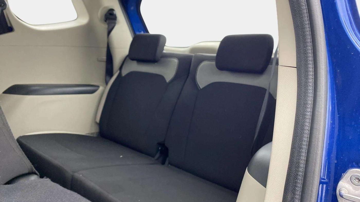 2022 Renault TRIBER RXL MT, Petrol, Manual, 12,889 km, Third Seat Row ( optional )