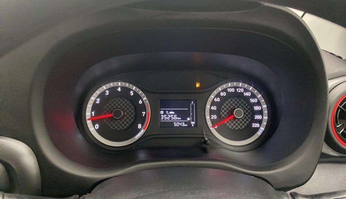 2022 Hyundai GRAND I10 NIOS MAGNA CORPORATE EDITION 1.2 KAPPA VTVT, Petrol, Manual, 5,055 km, Odometer Image