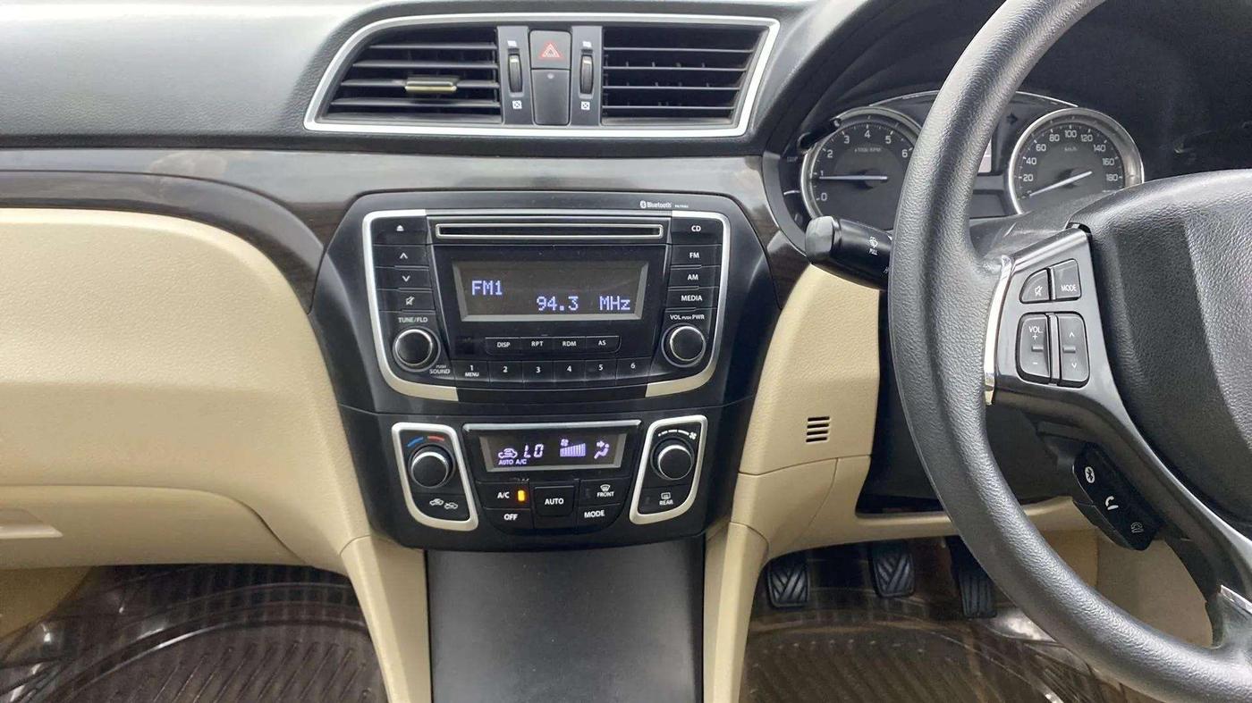 2016 Maruti Ciaz ZXI, Petrol, Manual, 51,951 km, Air Conditioner