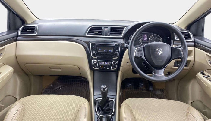 2016 Maruti Ciaz ZXI, Petrol, Manual, 51,756 km, Dashboard