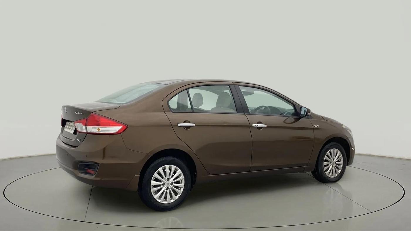 2016 Maruti Ciaz ZXI, Petrol, Manual, 51,951 km, Right Back Diagonal