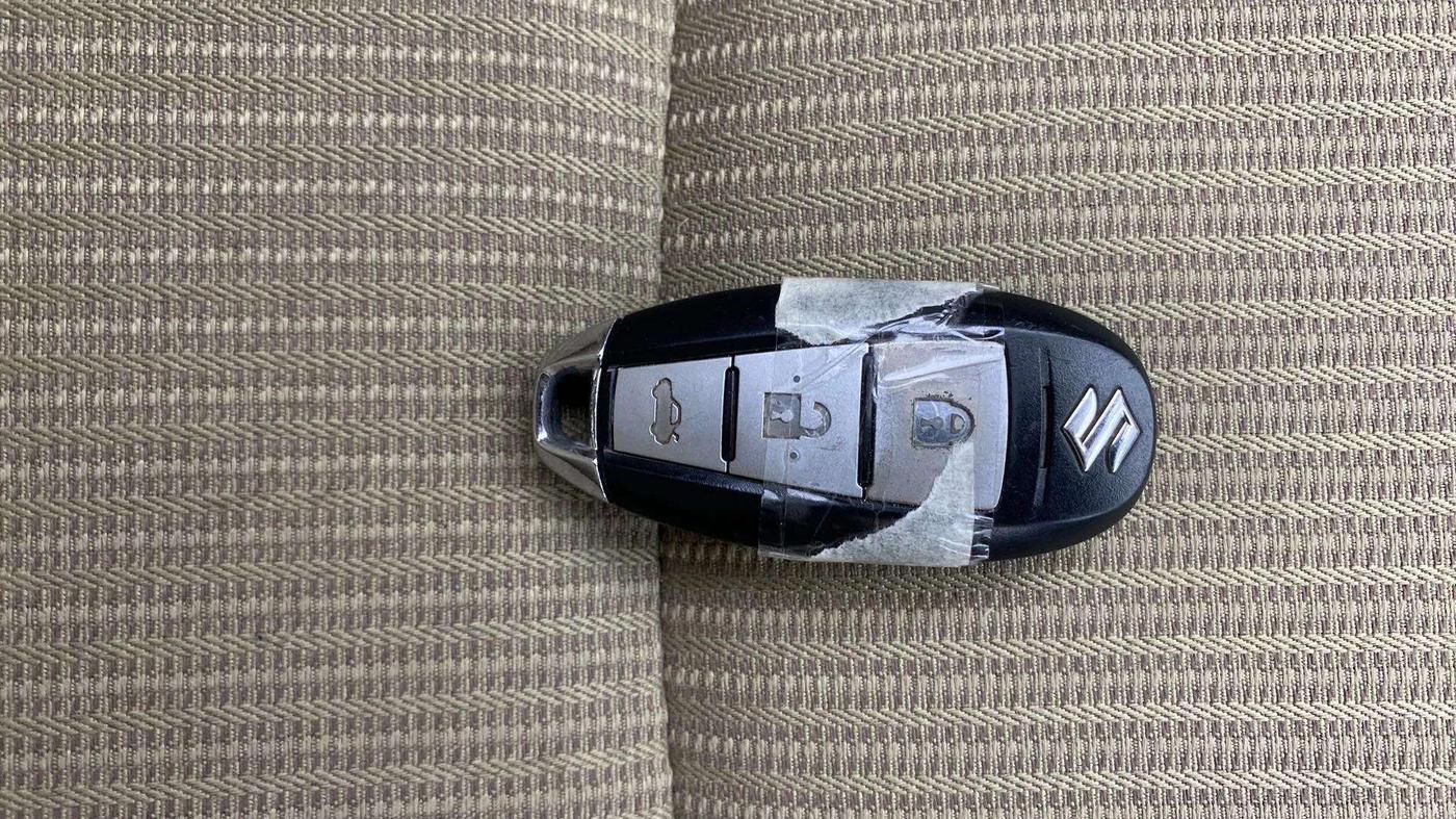 2016 Maruti Ciaz ZXI, Petrol, Manual, 51,951 km, Key Close Up