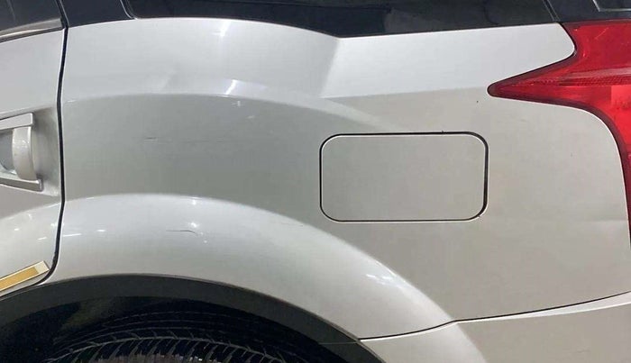 2018 Mahindra XUV500 W10 AT, Diesel, Automatic, 73,021 km, Left quarter panel - Slightly dented