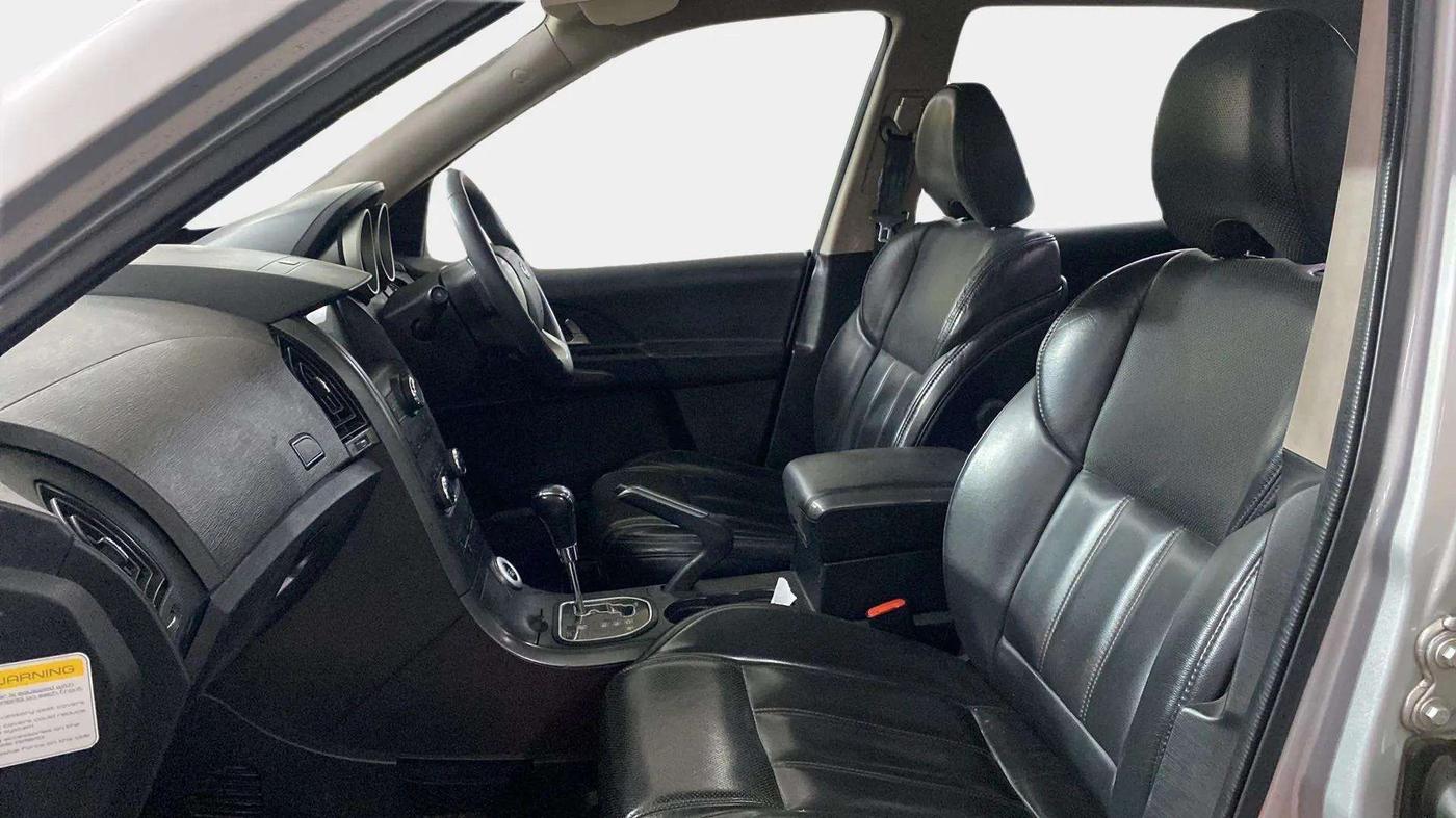 2018 Mahindra XUV500 W10 AT, Diesel, Automatic, 73,093 km, Right Side Front Door Cabin