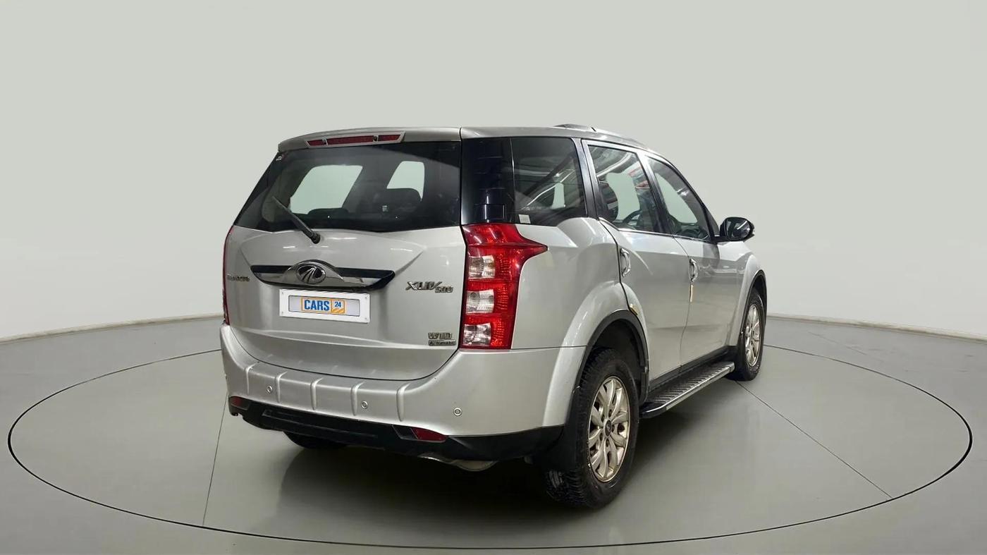 2018 Mahindra XUV500 W10 AT, Diesel, Automatic, 73,093 km, Right Back Diagonal