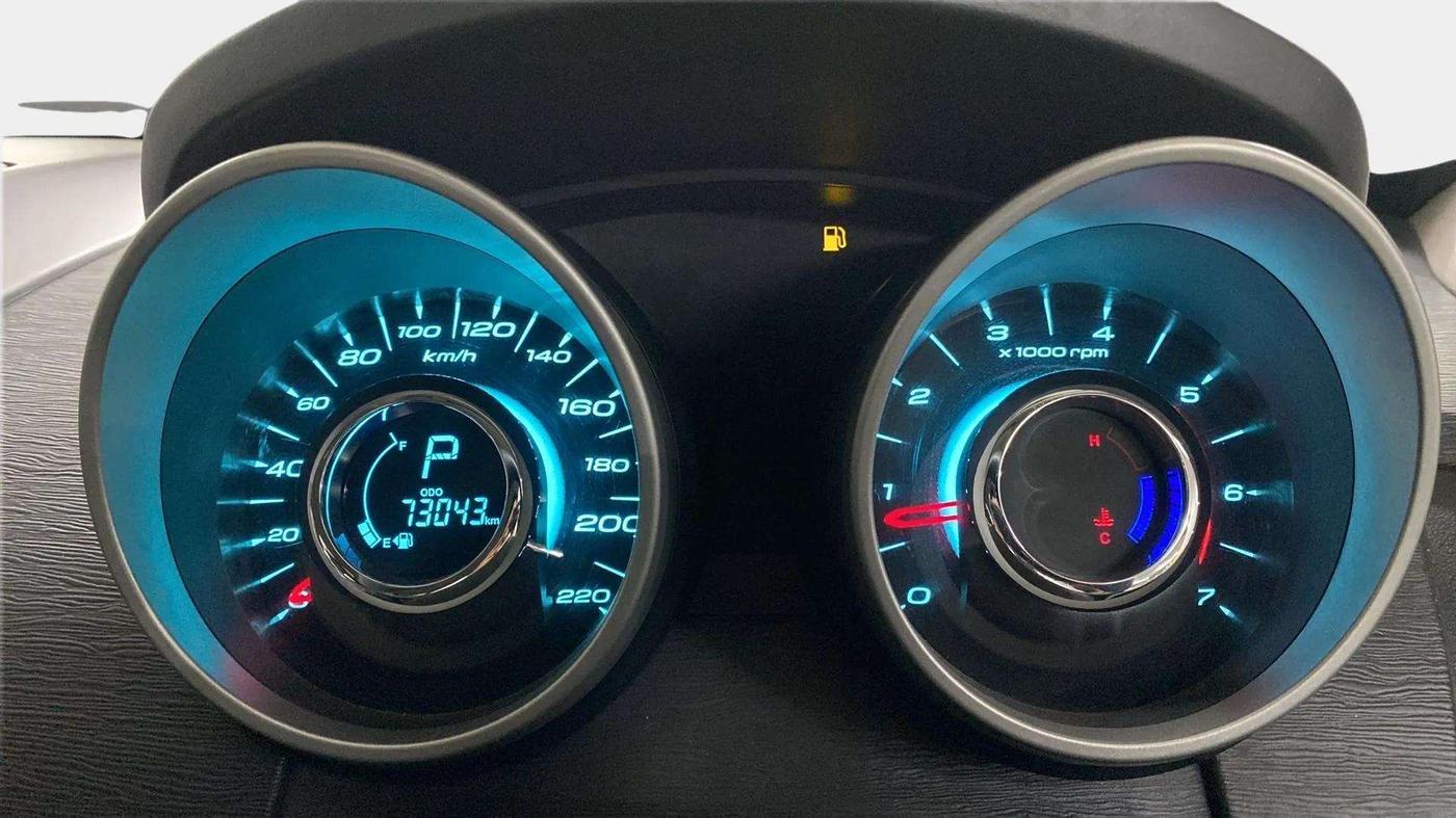 2018 Mahindra XUV500 W10 AT, Diesel, Automatic, 73,093 km, Odometer Image