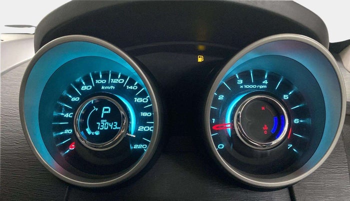 2018 Mahindra XUV500 W10 AT, Diesel, Automatic, 73,021 km, Odometer Image