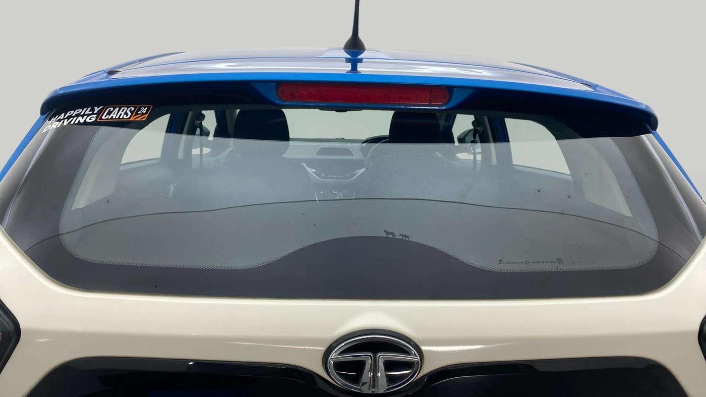 2019 Tata NEXON XMA PETROL, Petrol, Automatic, 12,818 km, Rear Windshield