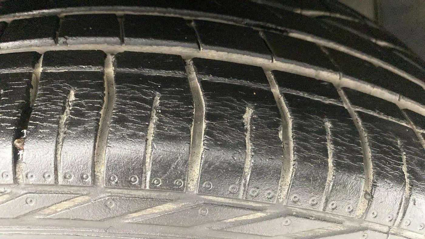 2019 Tata NEXON XMA PETROL, Petrol, Automatic, 12,818 km, Right Front Tyre Tread