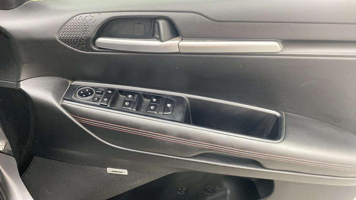 2020 KIA SONET GTX PLUS 1.0 DCT, Petrol, Automatic, 31,048 km, Driver Side Door Panels Control
