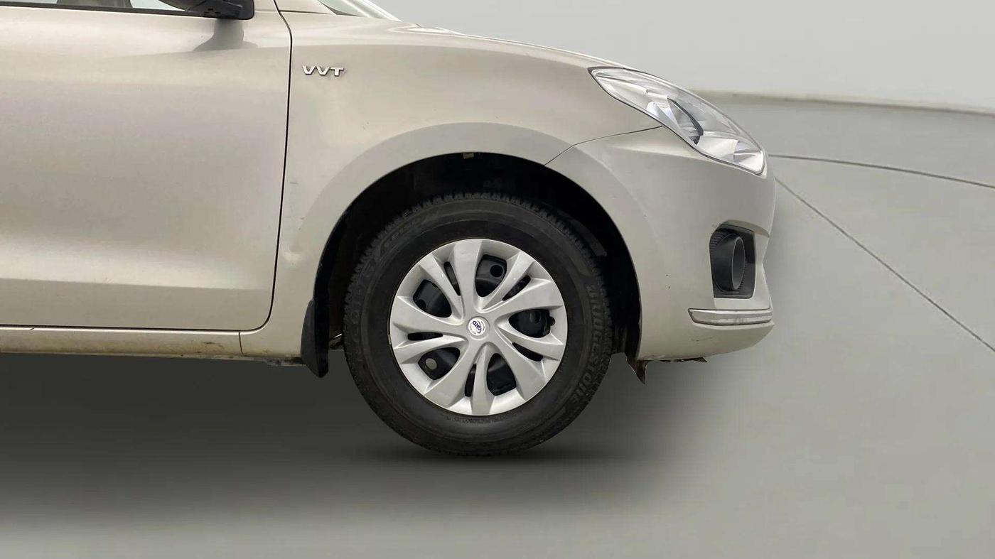 2017 Maruti Dzire VXI, Petrol, Manual, 13,305 km, Right Front Wheel
