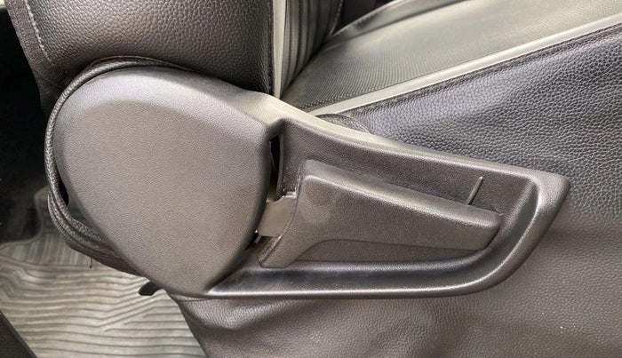 2021 Maruti S PRESSO VXI, Petrol, Manual, 32,338 km, Driver Side Adjustment Panel