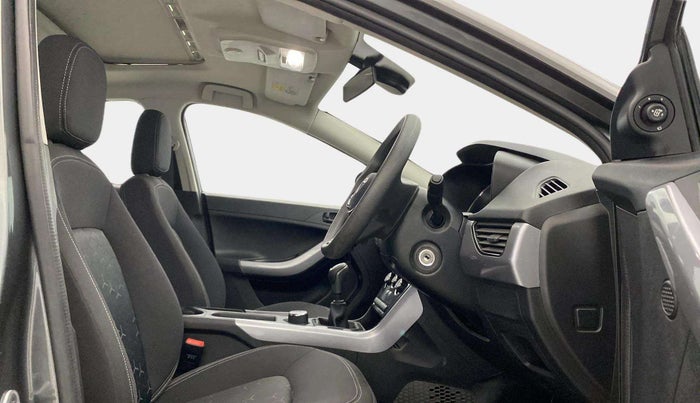 2023 Tata NEXON XM SUNROOF PETROL, Petrol, Manual, 15,772 km, Right Side Front Door Cabin