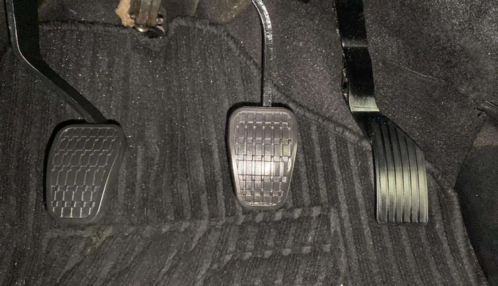 2023 Tata NEXON XM SUNROOF PETROL, Petrol, Manual, 15,772 km, Pedals