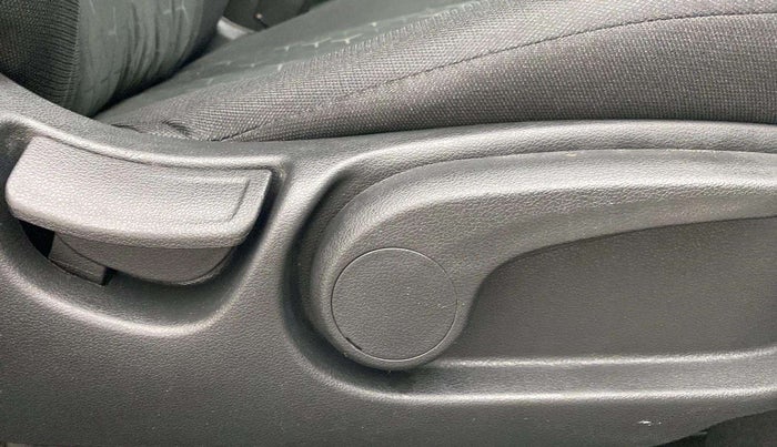 2019 Hyundai Verna 1.6 VTVT SX, Petrol, Manual, 38,781 km, Driver Side Adjustment Panel