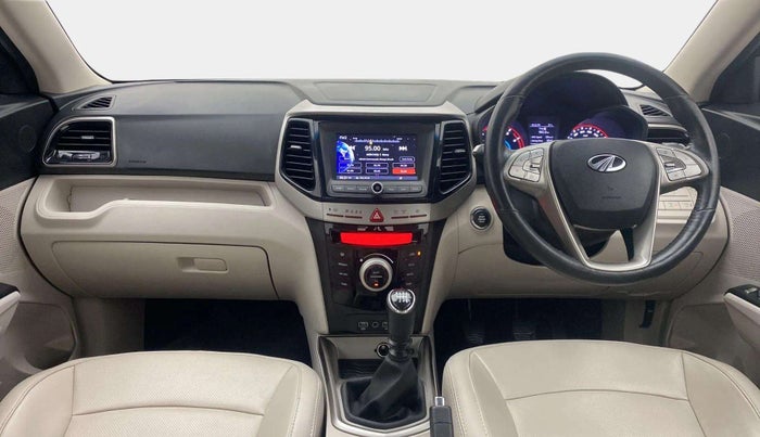 2021 Mahindra XUV300 W8 (O) 1.2 PETROL, Petrol, Manual, 39,824 km, Dashboard