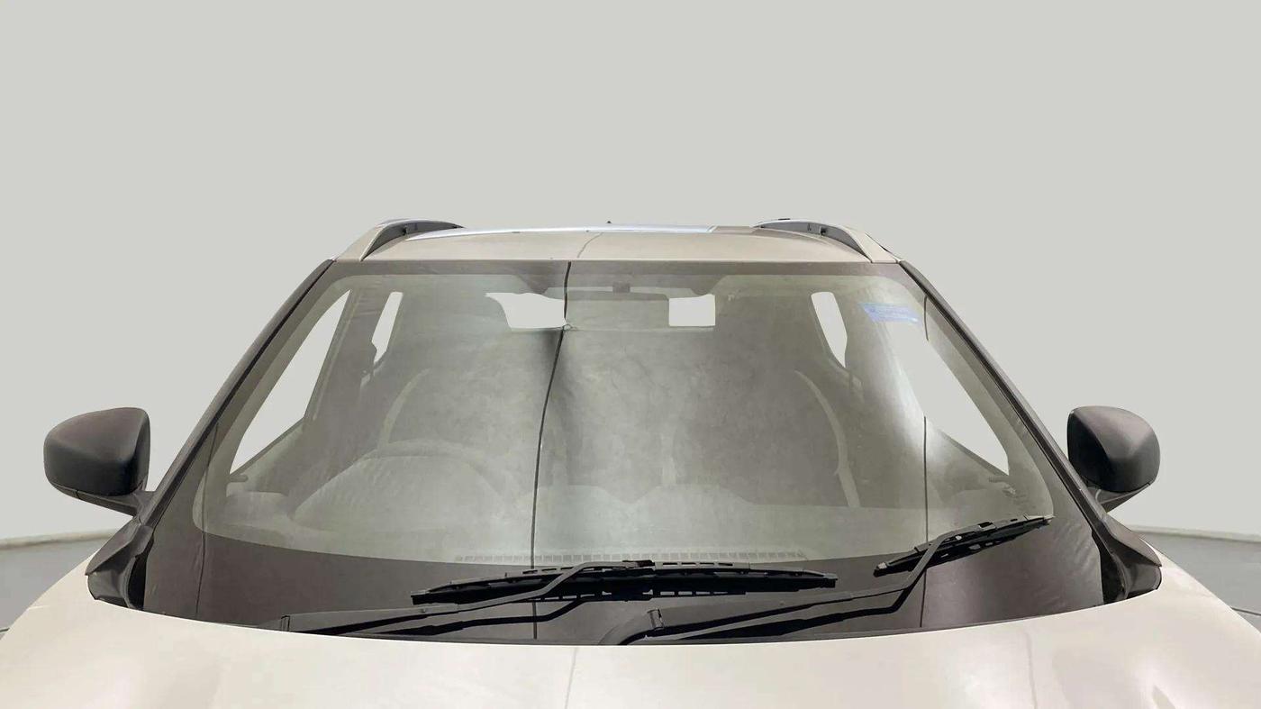 2022 Nissan MAGNITE XE, Petrol, Manual, 11,787 km, Front Windshield