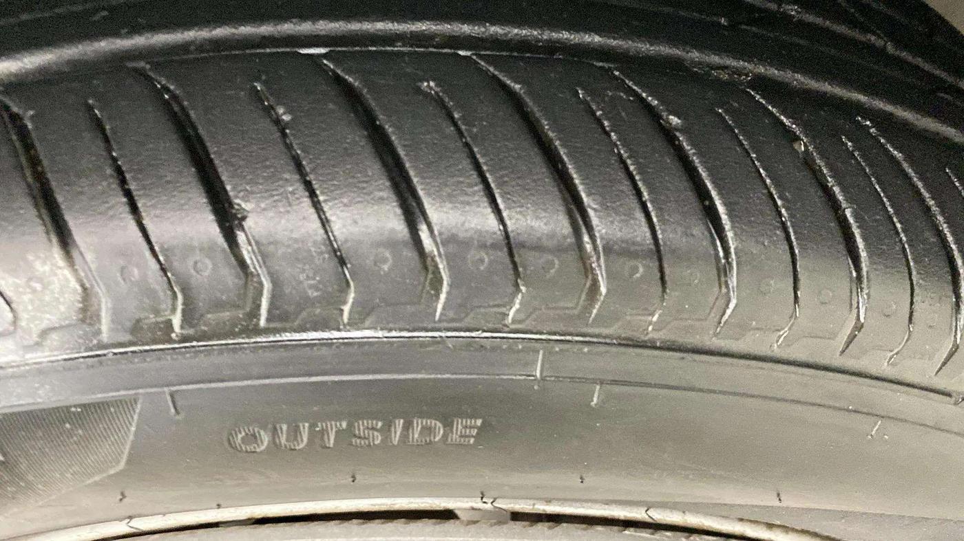 2022 Nissan MAGNITE XE, Petrol, Manual, 11,787 km, Left Rear Tyre Tread