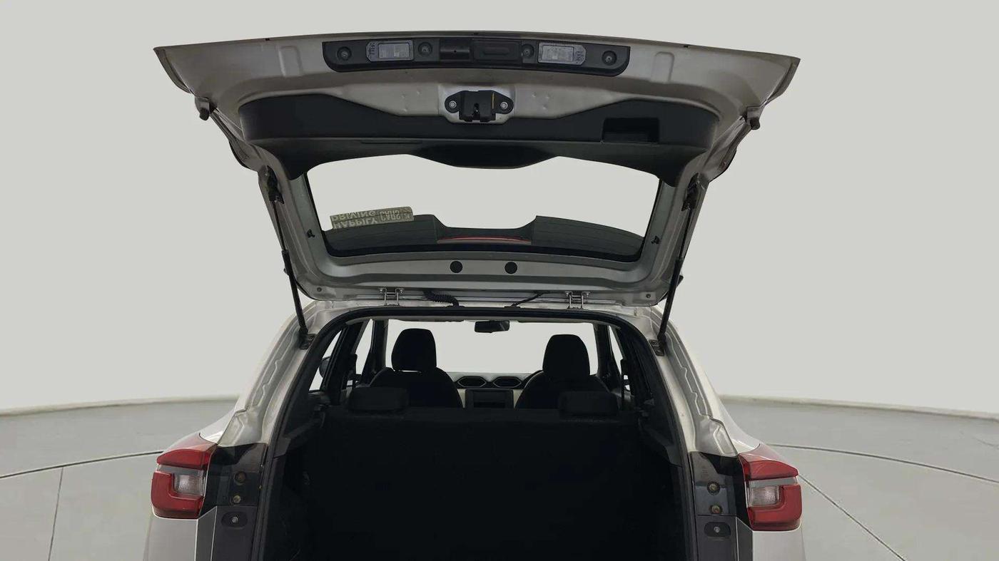 2022 Nissan MAGNITE XE, Petrol, Manual, 11,787 km, Boot Door Open