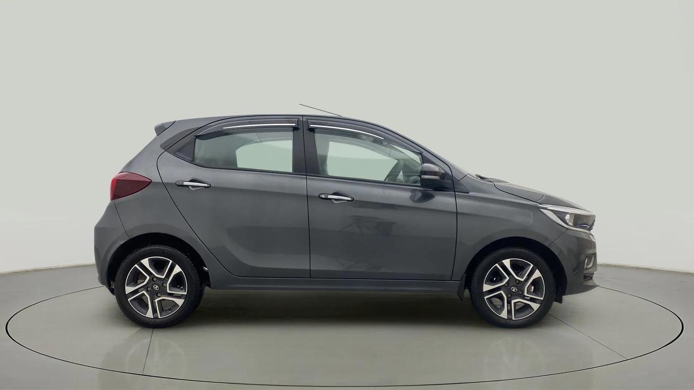 2024 Tata Tiago XZA PLUS PETROL, Petrol, Automatic, 6,629 km, Right Side View