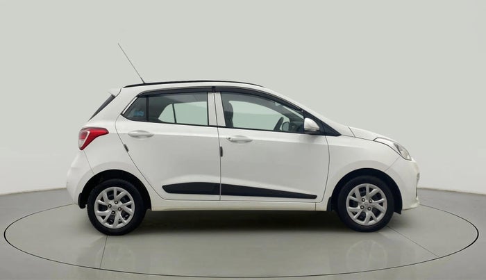 2019 Hyundai Grand i10 SPORTZ 1.2 KAPPA VTVT, Petrol, Manual, 4,093 km, Right Side View