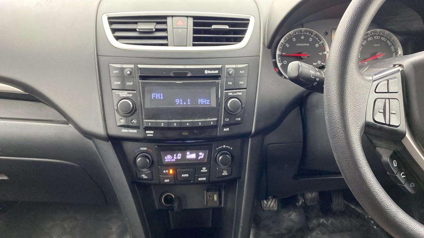 2017 Maruti Swift ZXI, Petrol, Manual, 58,327 km, Air Conditioner