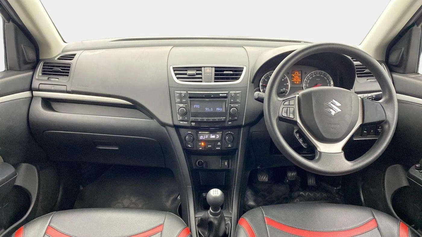 2017 Maruti Swift ZXI, Petrol, Manual, 58,327 km, Dashboard
