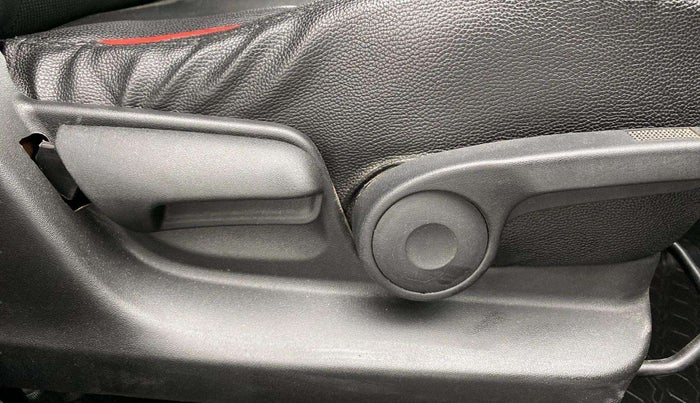 2017 Maruti Swift ZXI, Petrol, Manual, 58,233 km, Driver Side Adjustment Panel
