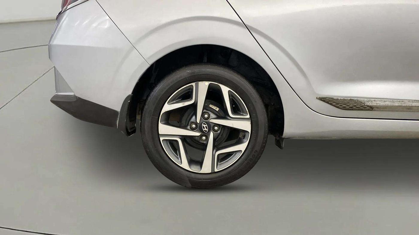 2020 Hyundai AURA SX 1.2, Petrol, Manual, 50,564 km, Right Rear Wheel