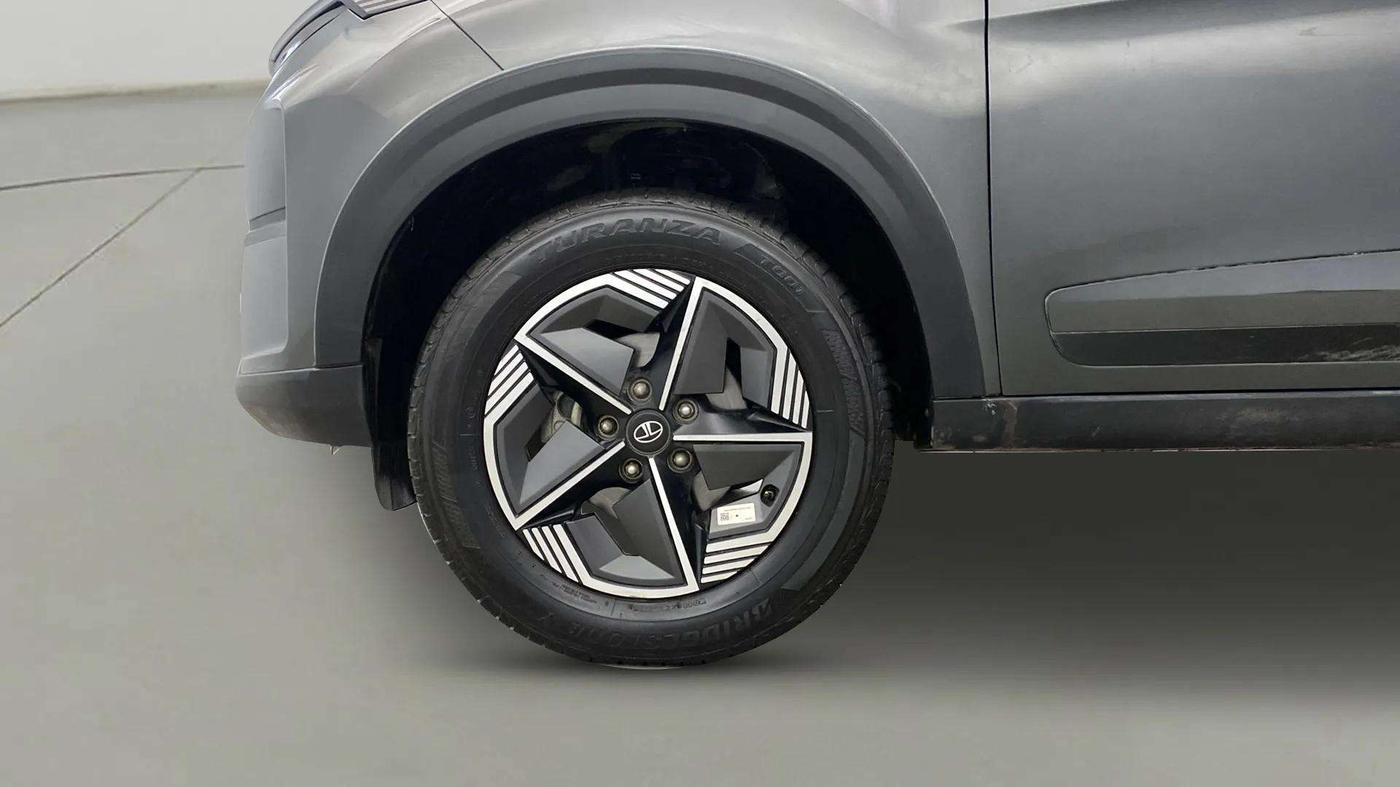 2023 Tata NEXON CREATIVE PLUS S 1.2 REVOTRON 7 DCA, Petrol, Automatic, 12,811 km, Left Front Wheel