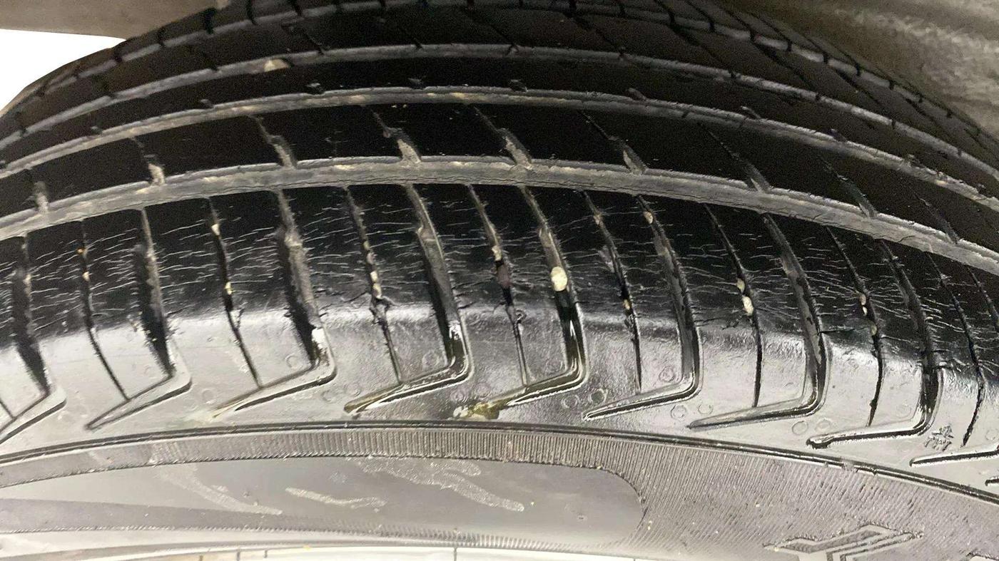 2021 Maruti New Wagon-R LXI CNG 1.0, CNG, Manual, 33,576 km, Right Rear Tyre Tread