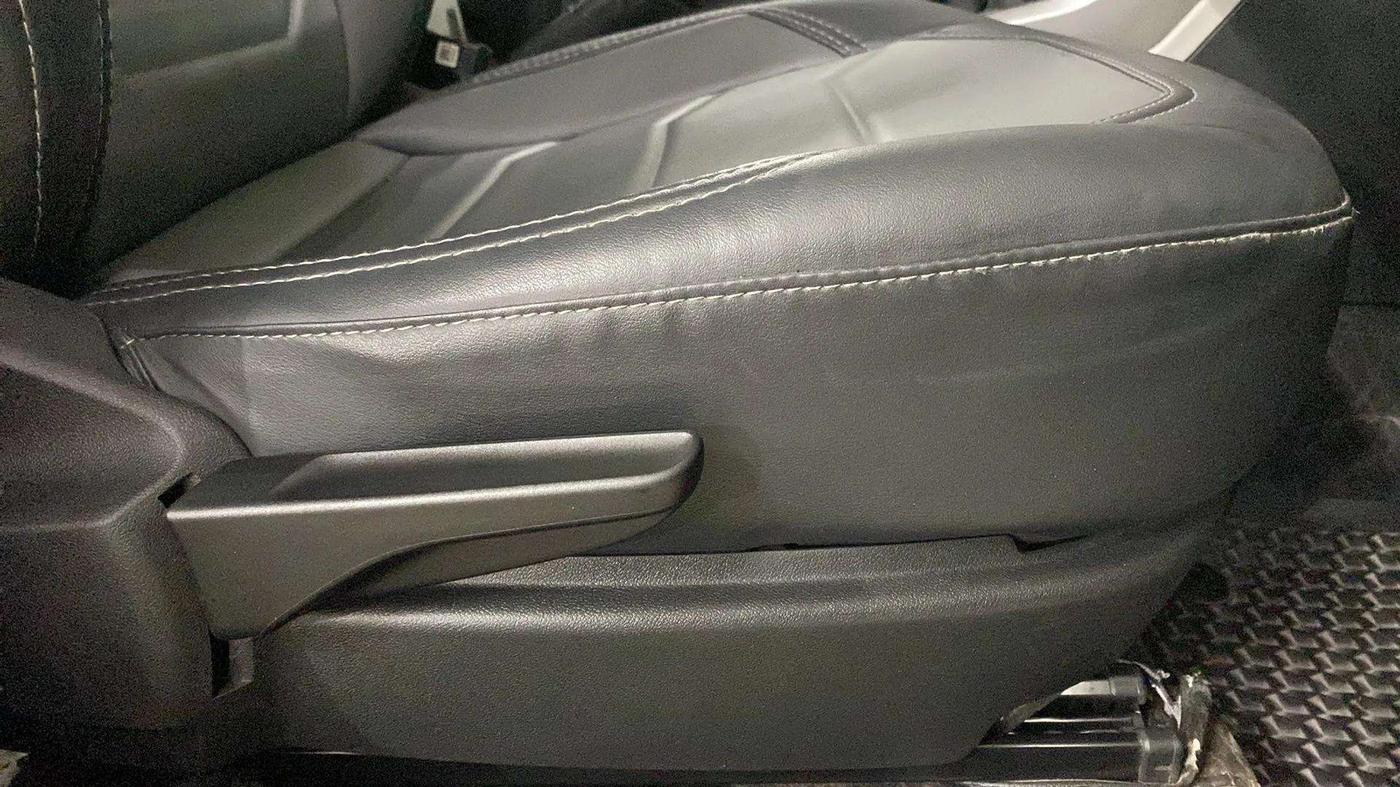 2022 Skoda KUSHAQ AMBITION 1.0L TSI AT, Petrol, Automatic, 17,566 km, Driver Side Adjustment Panel