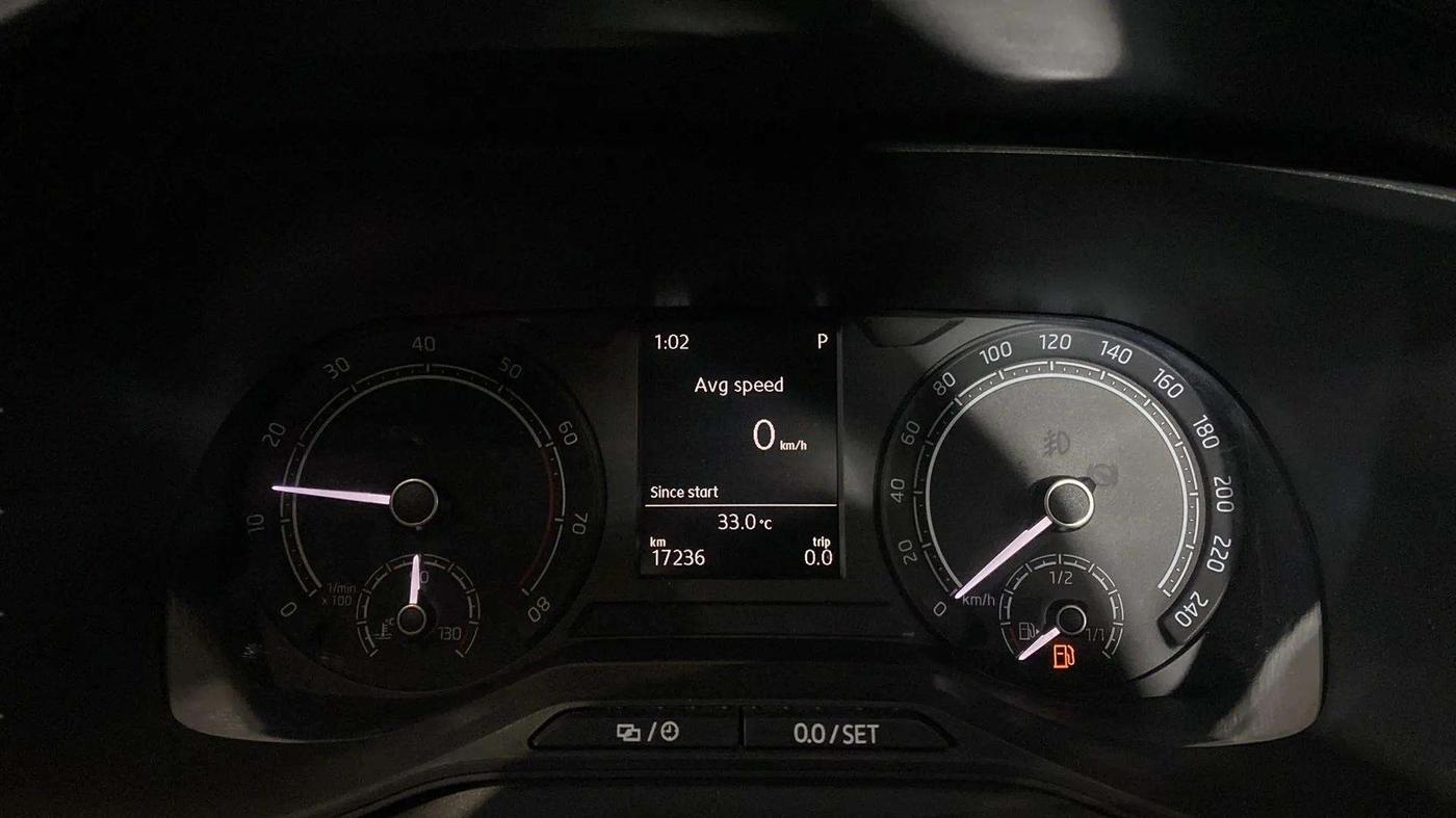 2022 Skoda KUSHAQ AMBITION 1.0L TSI AT, Petrol, Automatic, 17,566 km, Odometer Image