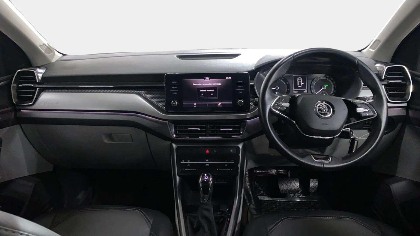2022 Skoda KUSHAQ AMBITION 1.0L TSI AT, Petrol, Automatic, 17,566 km, Dashboard