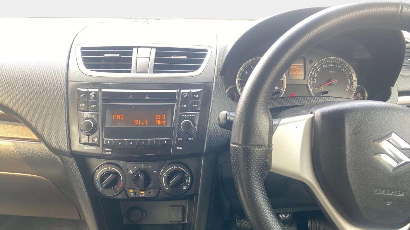 2017 Maruti Swift VXI, Petrol, Manual, 84,240 km, Air Conditioner