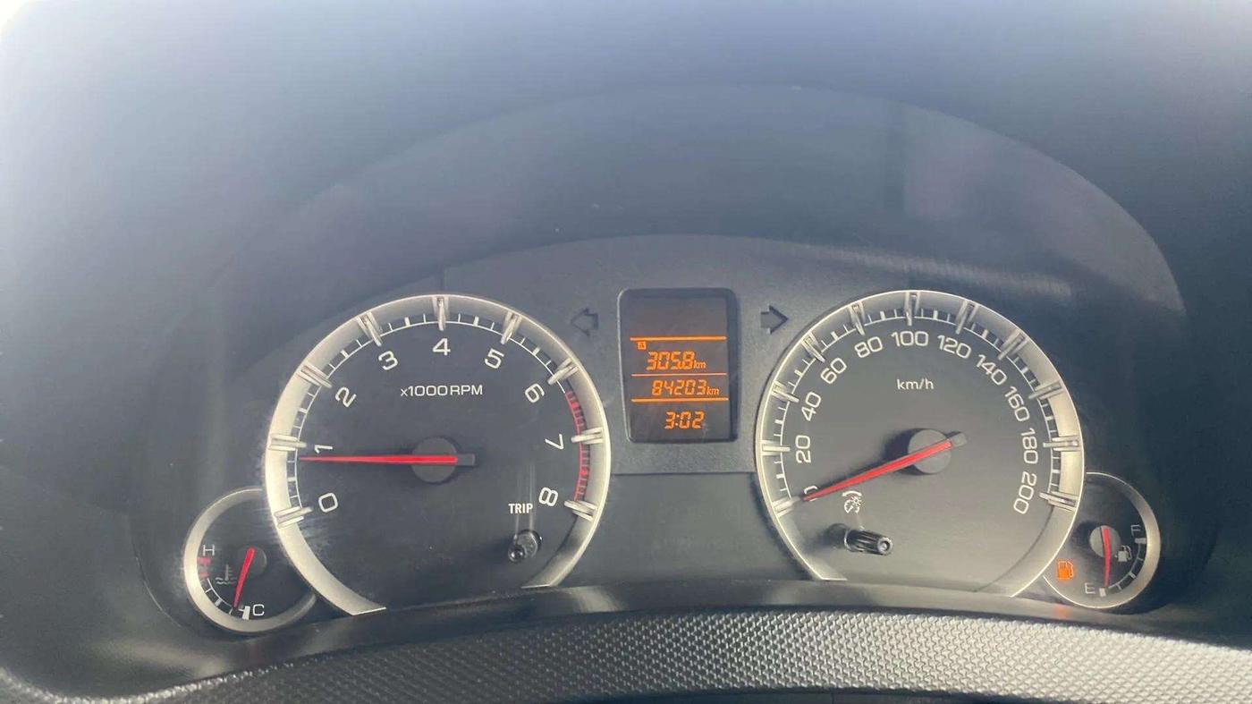 2017 Maruti Swift VXI, Petrol, Manual, 84,240 km, Odometer Image