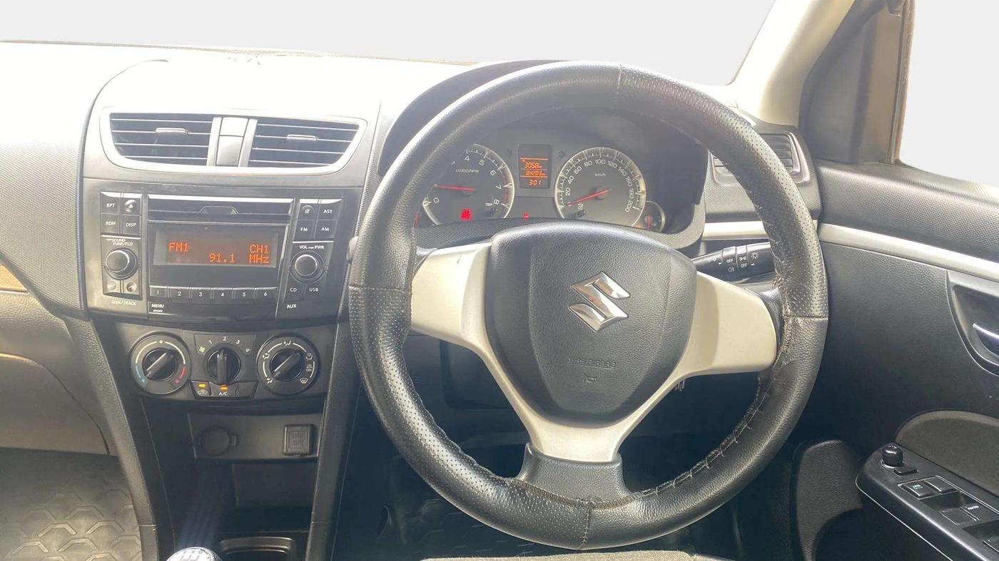 2017 Maruti Swift VXI, Petrol, Manual, 84,240 km, Steering Wheel Close Up