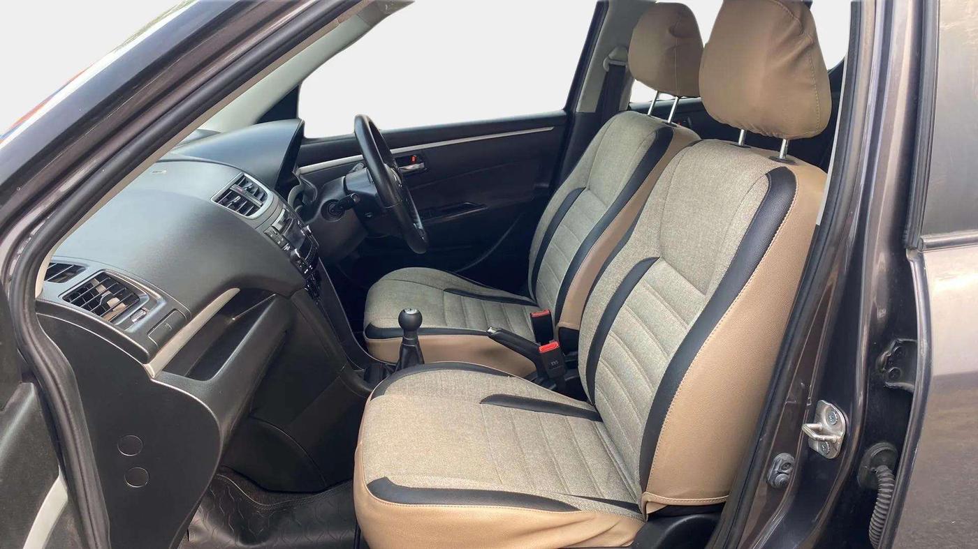 2017 Maruti Swift VXI, Petrol, Manual, 84,240 km, Right Side Front Door Cabin