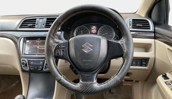 2015 Maruti Ciaz ZXI+, Petrol, Manual, 87,945 km, Steering Wheel Close Up