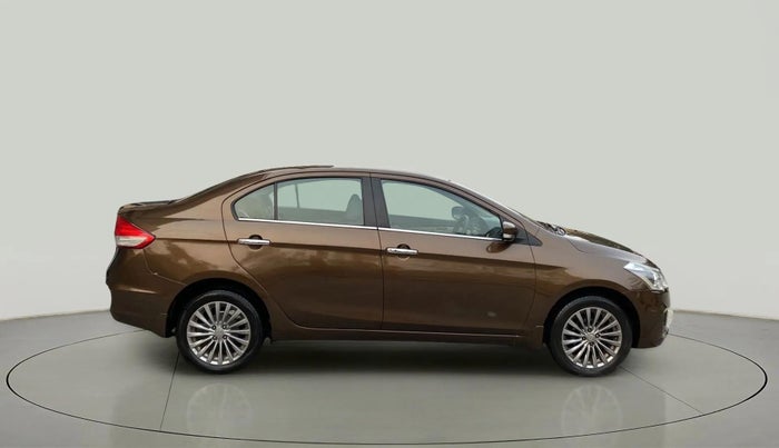 2015 Maruti Ciaz ZXI+, Petrol, Manual, 87,945 km, Right Side View