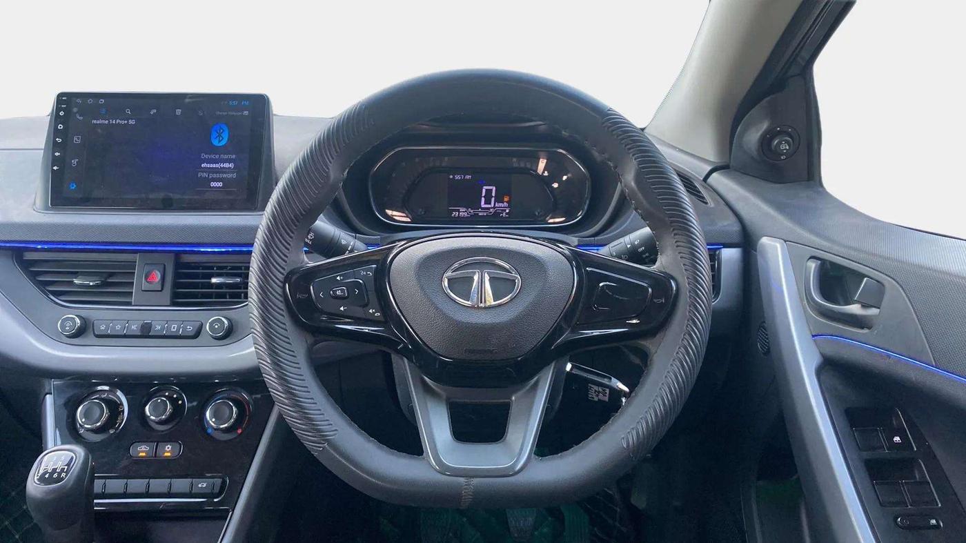 2022 Tata NEXON XM PLUS SUNROOF DIESEL, Diesel, Manual, 23,226 km, Steering Wheel Close Up